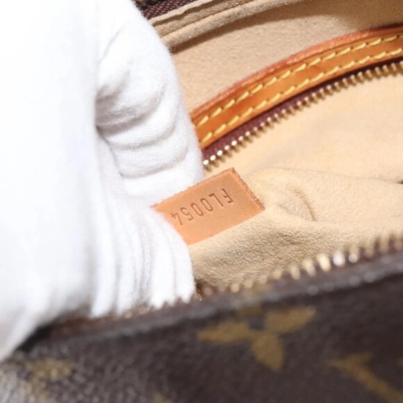 LOUIS VUITTON Monogram Looping MM Shoulder Bag - Picture 13 of 16